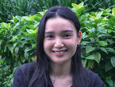Ellie Ang